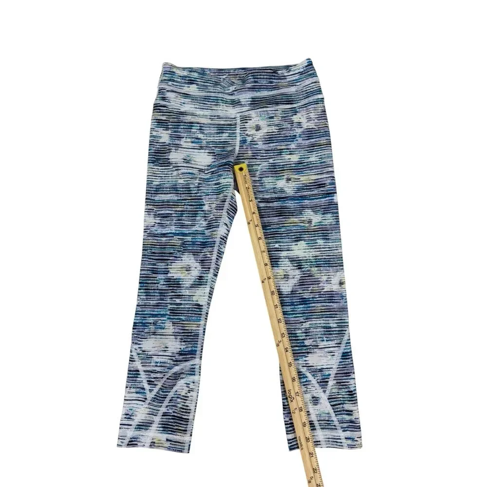 Lululemon Athletic Leggings Size 4 Blue Printed Pattern Moisture Wicking Yoga